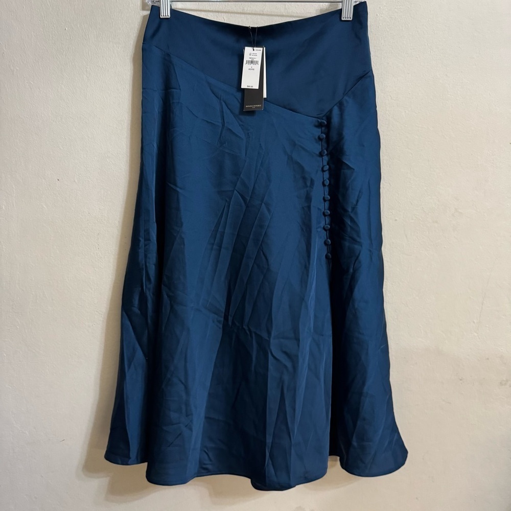 Banana Republic Blue Maxi A-line Skirt with Asymmetrical Style Size 4P NWT
